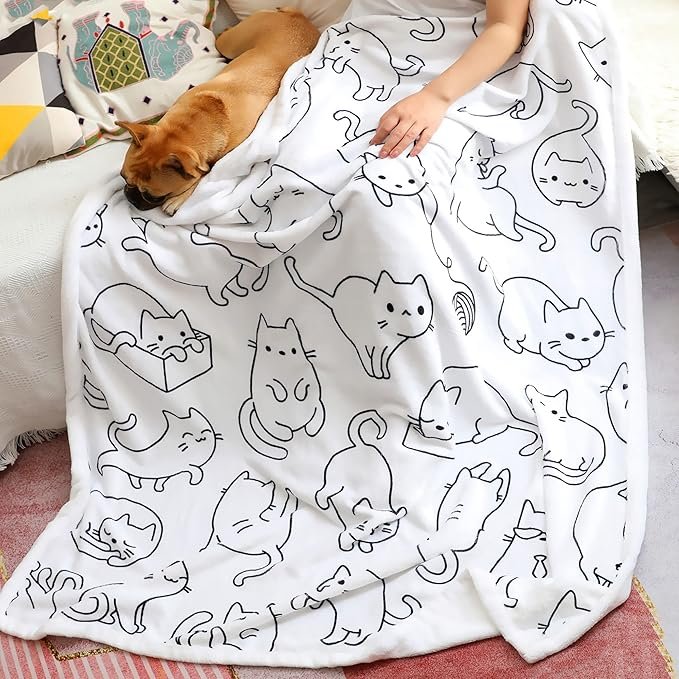 Sviuse Cat Blanket Ultra Soft Flannel Throw Gifts for Cats Lovers Girls Women Mom White Lovely Kitten Pattern Blankets for Couch Bed Sofa